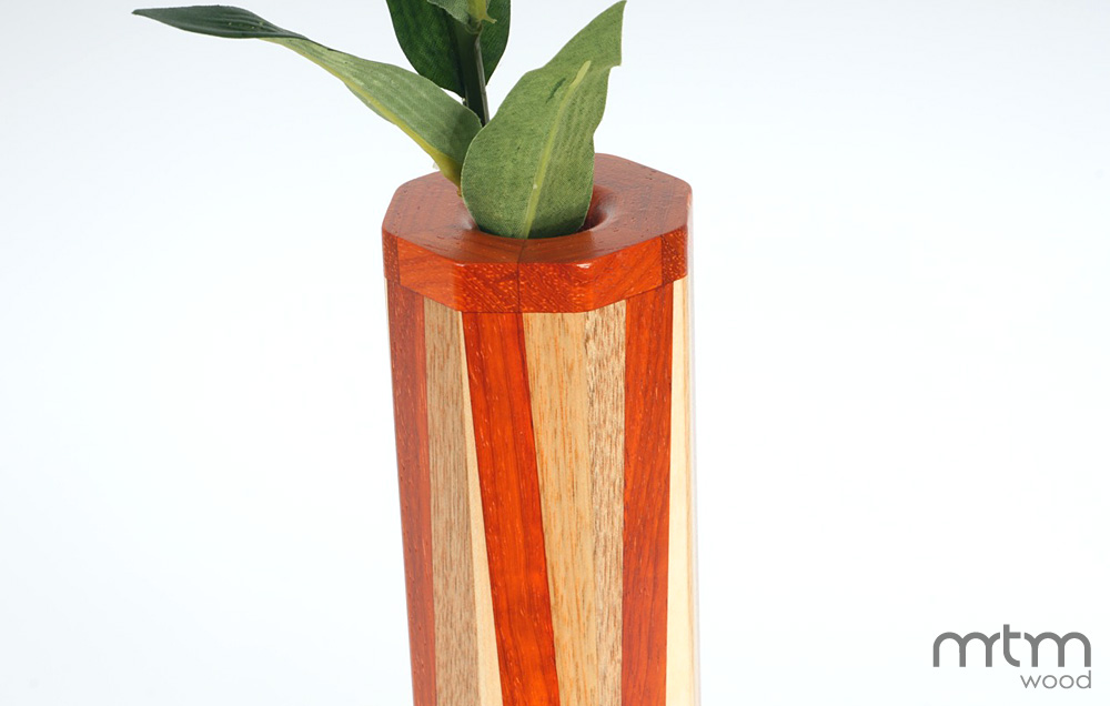 Vase MTM-D0009